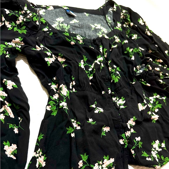 Old Navy Tops - Old Navy Black Floral Print Square Neck Blouse